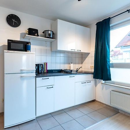 Mercedes I Stuttgart I Kitchen I Home Office I Parkplatz Böblingen Exterior foto