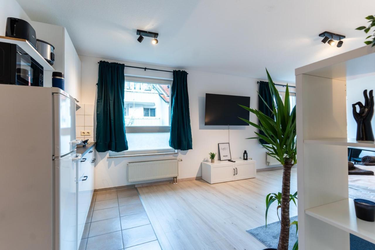 Mercedes I Stuttgart I Kitchen I Home Office I Parkplatz Böblingen Exterior foto